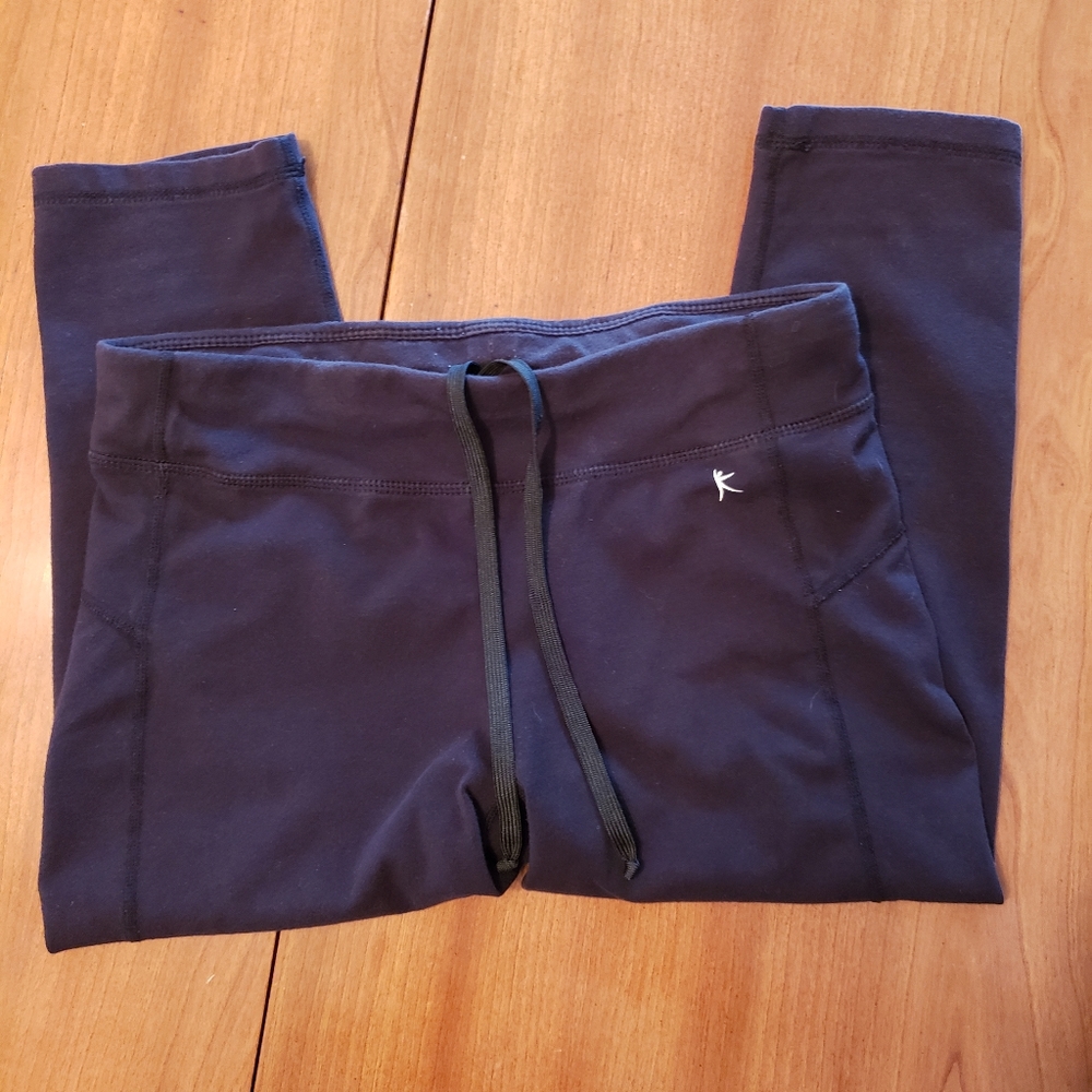 Danskin NOW Fitted Cropped Leggings